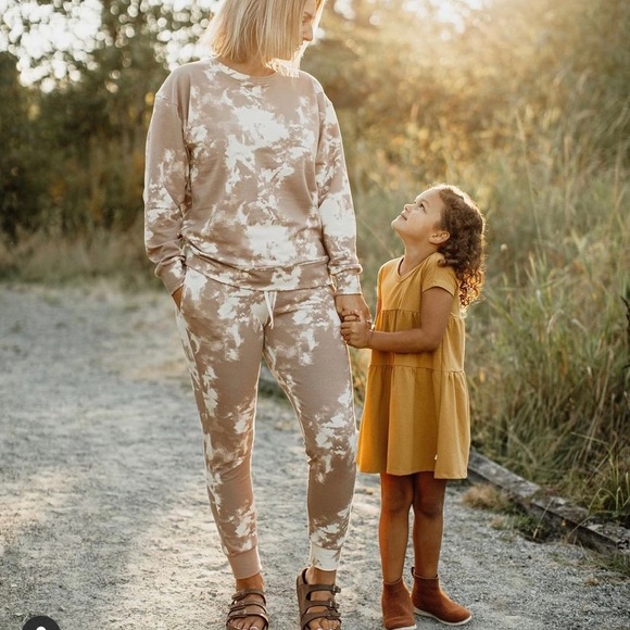 Jax & Lennon Pants - ✨MOVING SALE✨Jax & Lennon Ladies Terry Joggers & Top SET